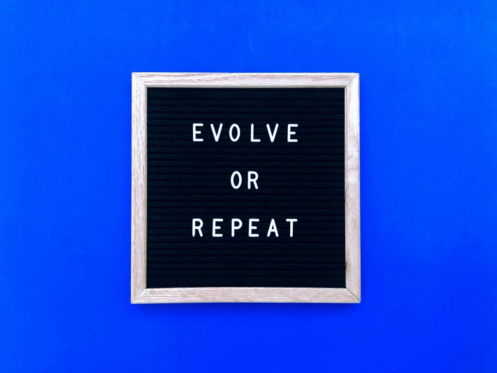Comment évoluer en entreprise : un guide pour devenir un leader dans votre domaine